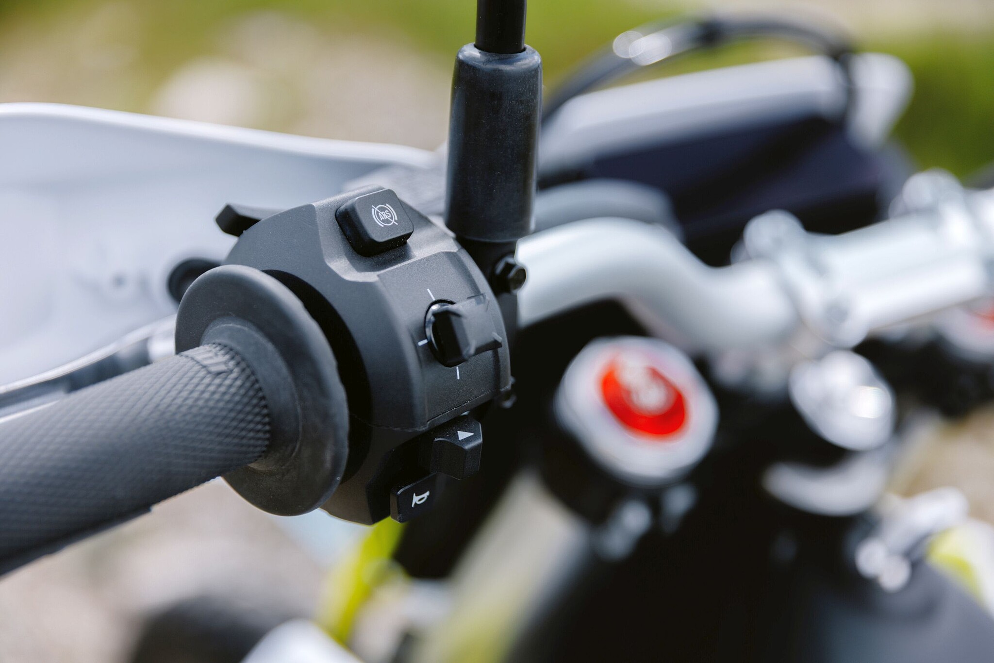 Husqvarna_701_Enduro_Supermoto_2026_05.jpg