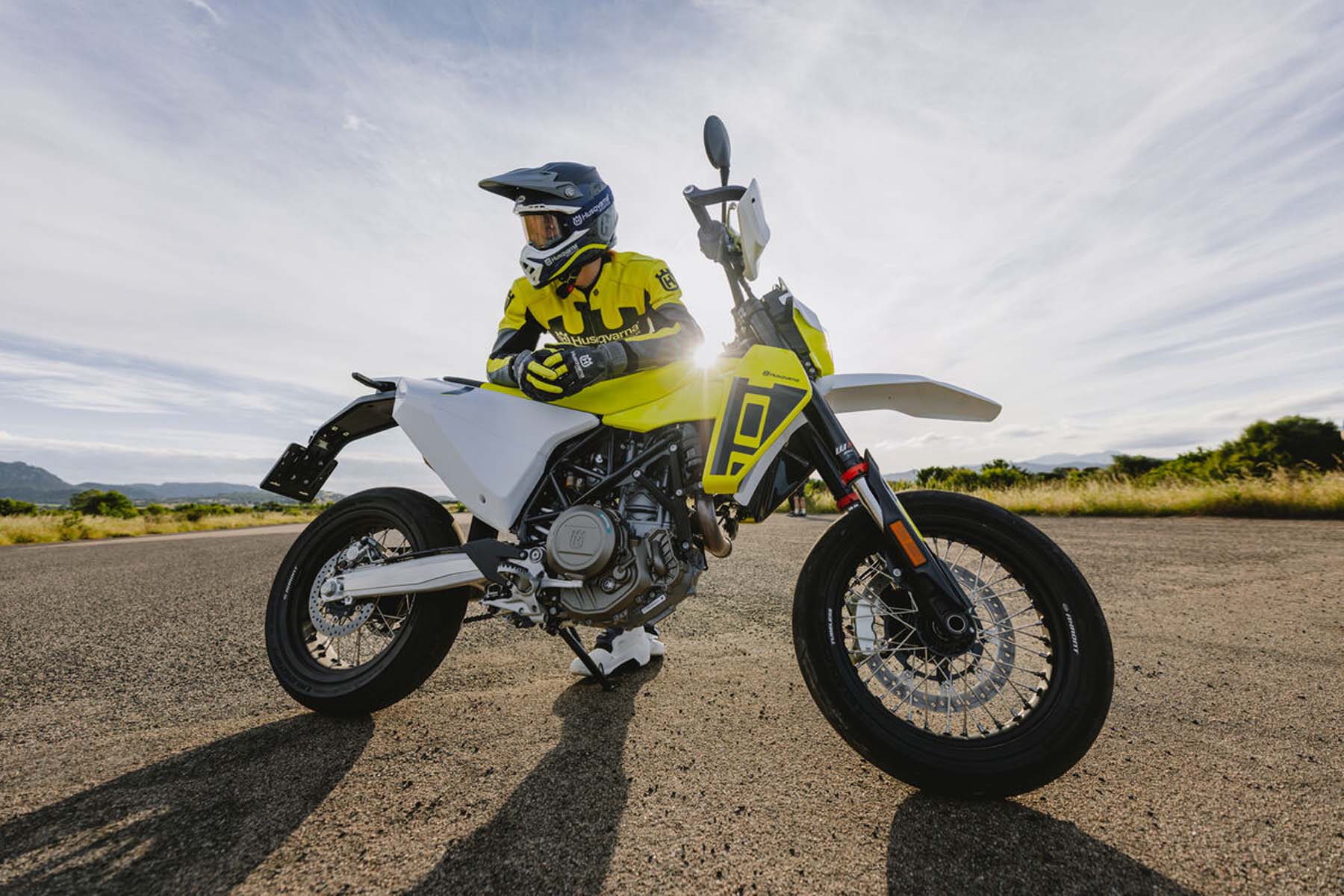 Husqvarna_701_Enduro_Supermoto_2026_15.jpg