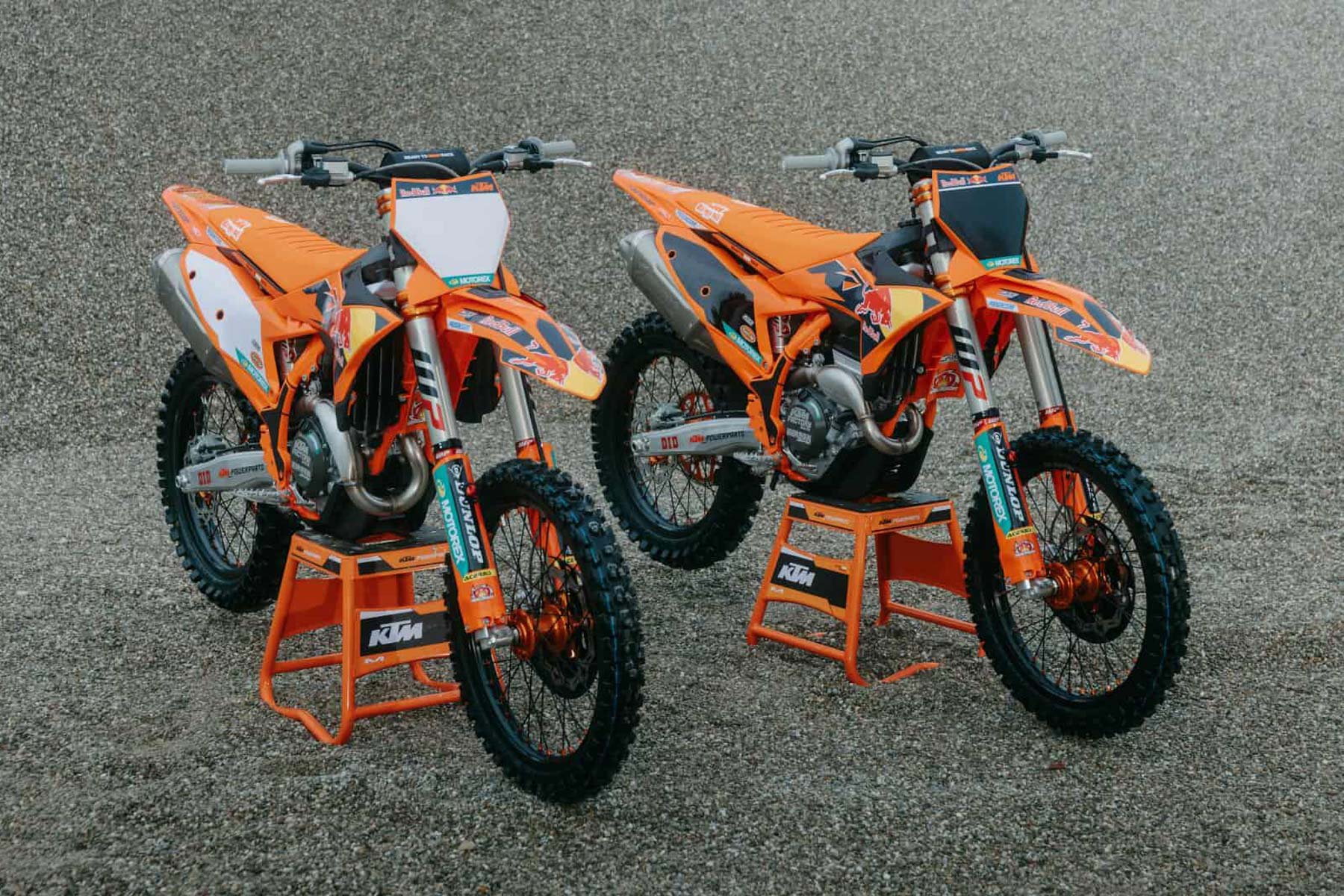 --KTM_SX-F_FACTORY_EDITION_2026_01.jpg